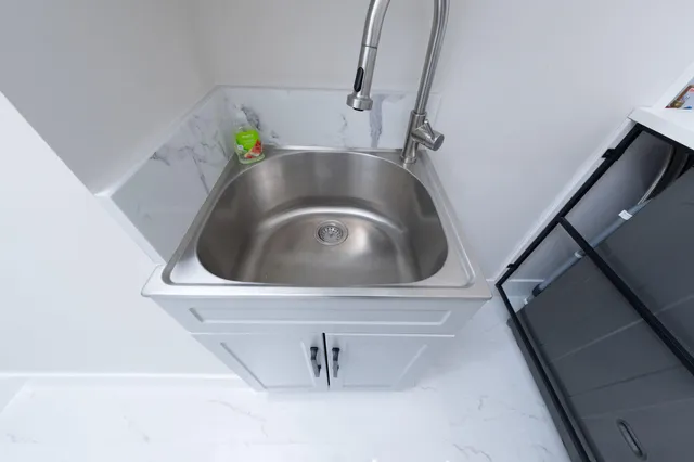 $2,200,000 | 1631 Sunrise Drive, Big Pine Key, FL 33043