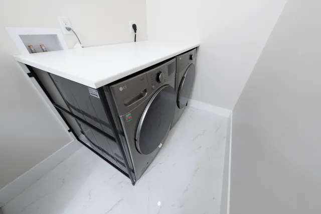 $2,200,000 | 1631 Sunrise Drive, Big Pine Key, FL 33043