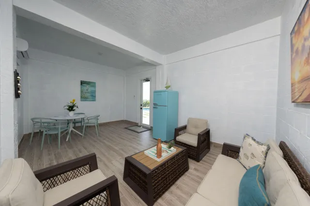 $2,200,000 | 1631 Sunrise Drive, Big Pine Key, FL 33043