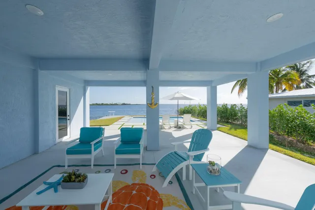 $2,200,000 | 1631 Sunrise Drive, Big Pine Key, FL 33043