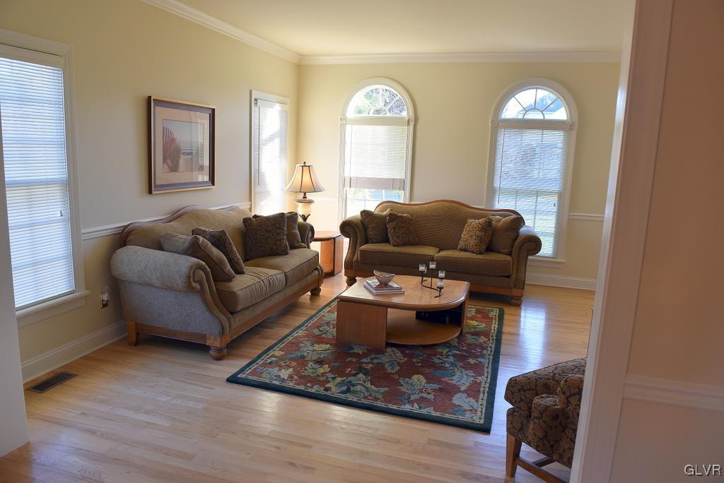 5100 Brooke Road Center Valley, PA 18034 - Photo 3 of 47 Gallery Image 3