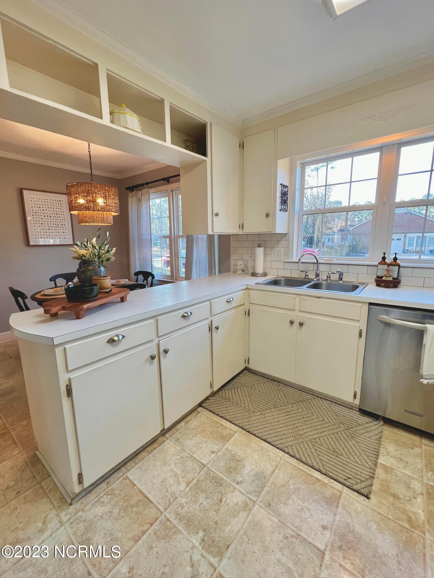 2301 Hardee Road Kinston, NC 28504 - Photo 23 of 71 321848034_856142525598540_66825310400063