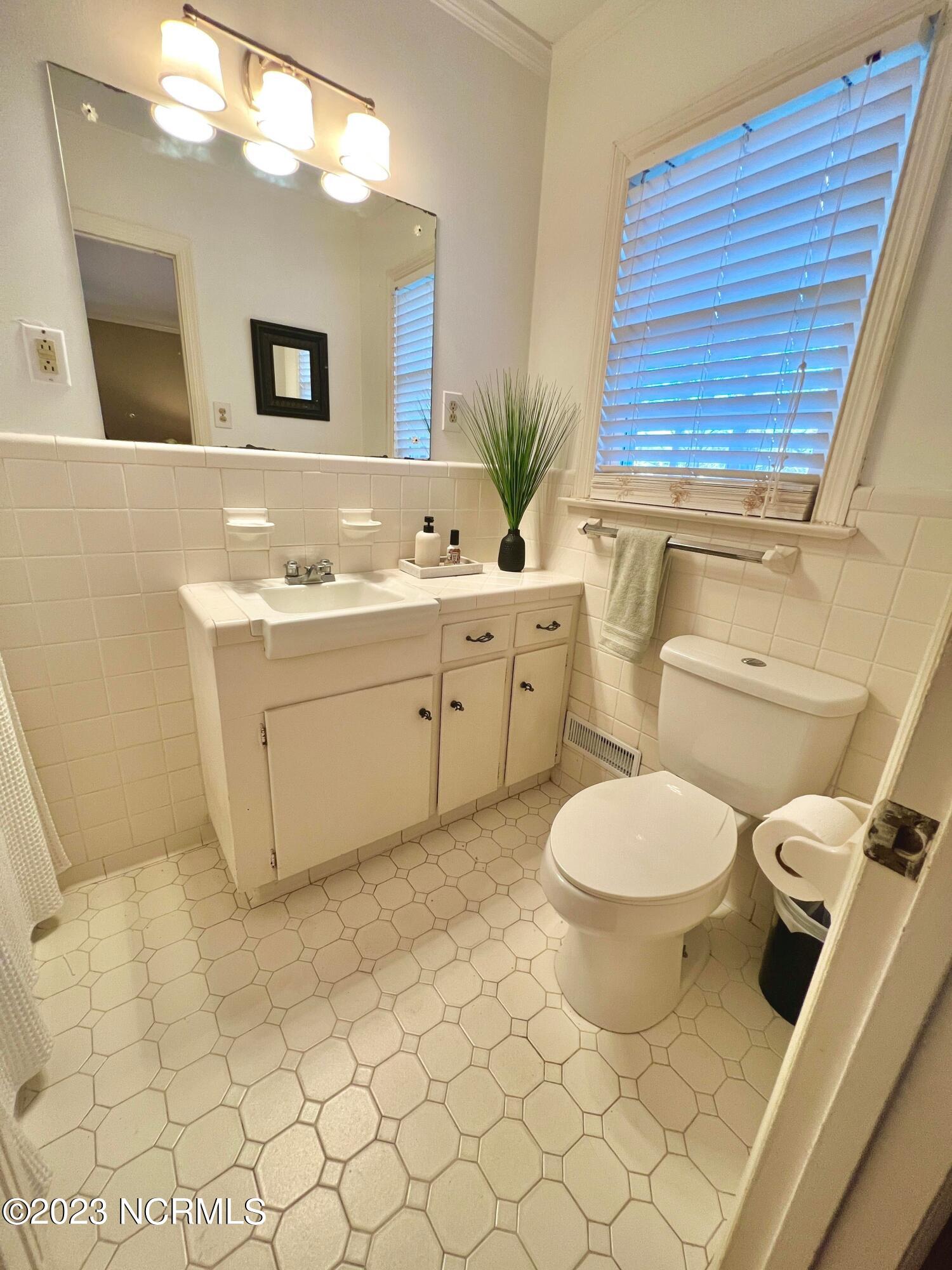 2301 Hardee Road Kinston, NC 28504 - Photo 40 of 71 322990153_873890810472743_89782591317627