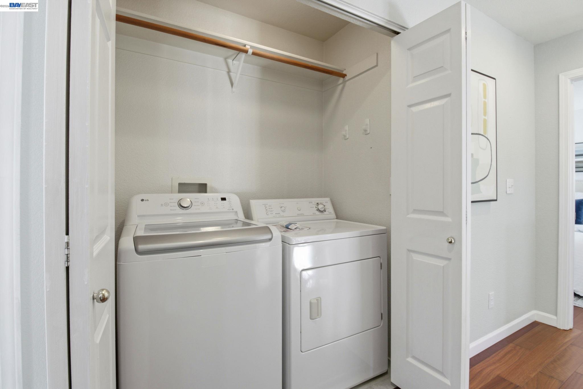 672 Greylyn Drive San Ramon, CA 94583 - Photo 30 of 35 a utility room with dryer and washer