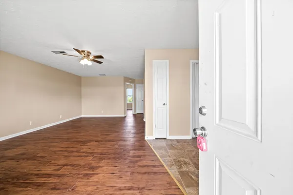 $795 | 308 Thompsonville Lane, Unit 801, Oak Grove, KY 42262