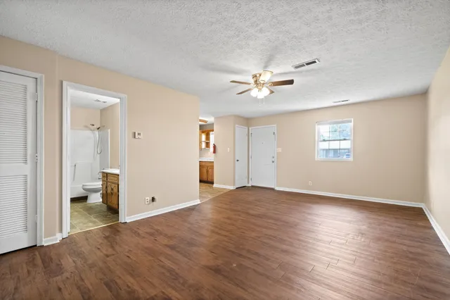 $795 | 308 Thompsonville Lane, Unit 801, Oak Grove, KY 42262