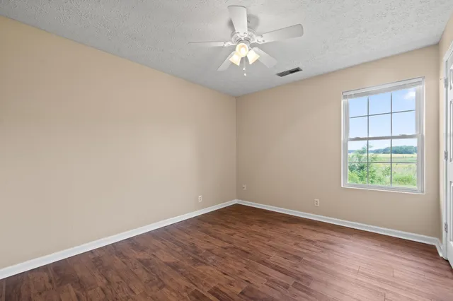 $795 | 308 Thompsonville Lane, Unit 801, Oak Grove, KY 42262