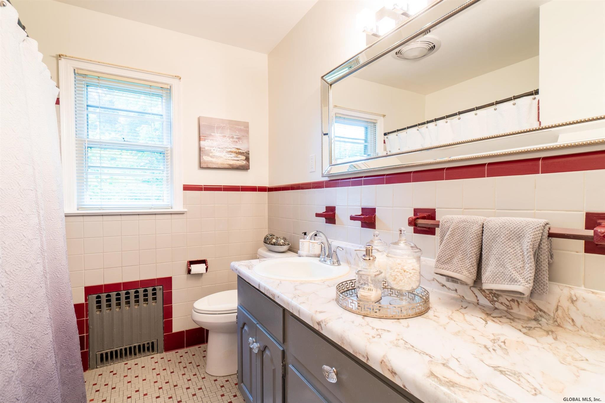 22 Aspinwall Road Colonie, NY 12211 - Photo 34 of 40 Photo 34