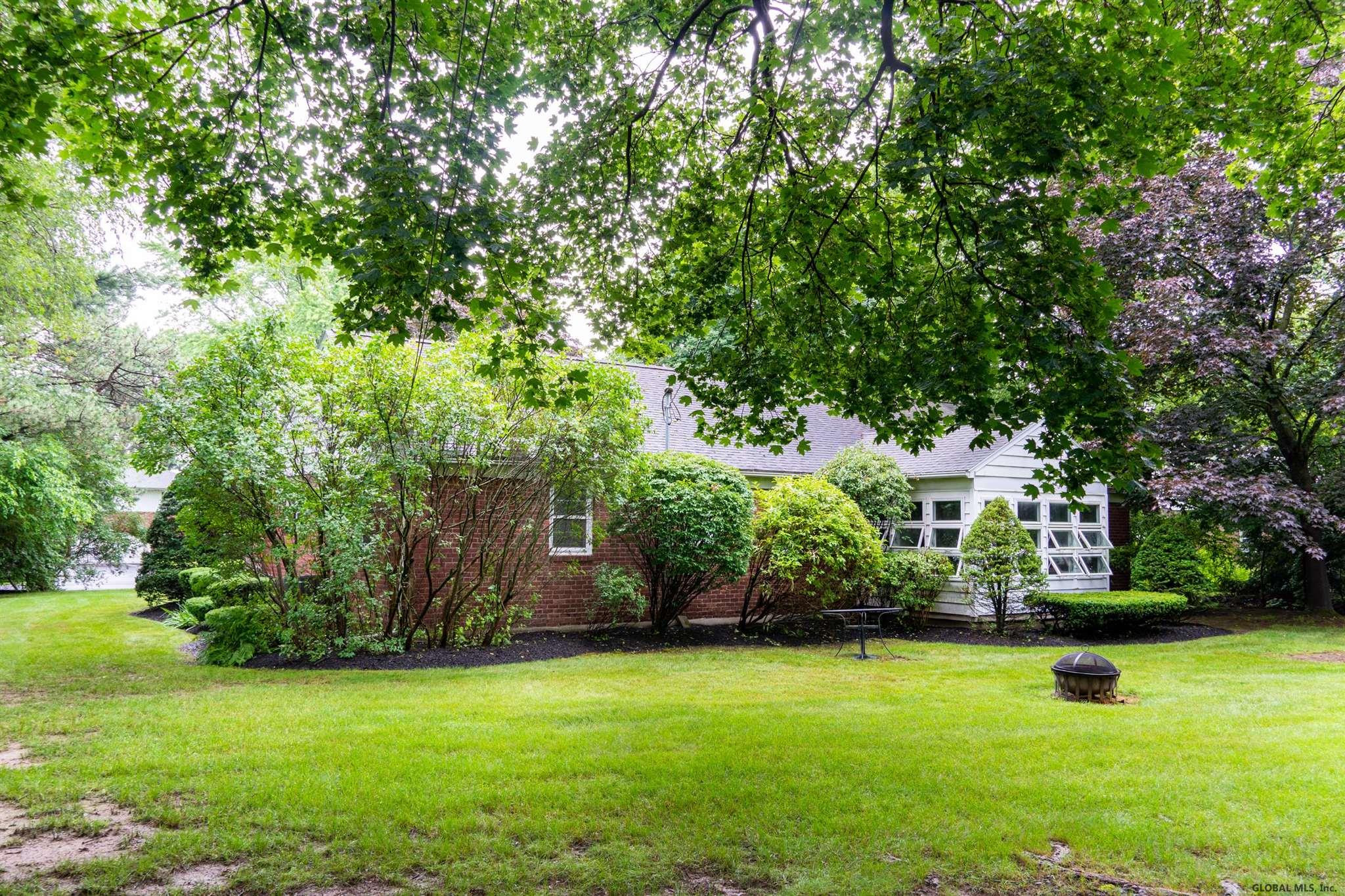 22 Aspinwall Road Colonie, NY 12211 - Photo 36 of 40 Photo 36