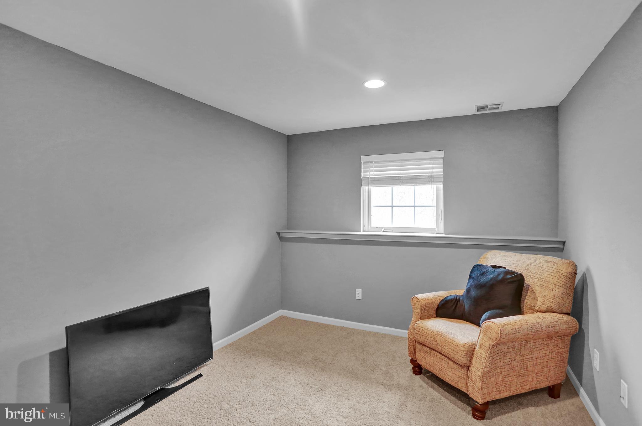 3355 Seip Road Macungie, PA 18062 - Photo 19 of 27 Gallery Image 19