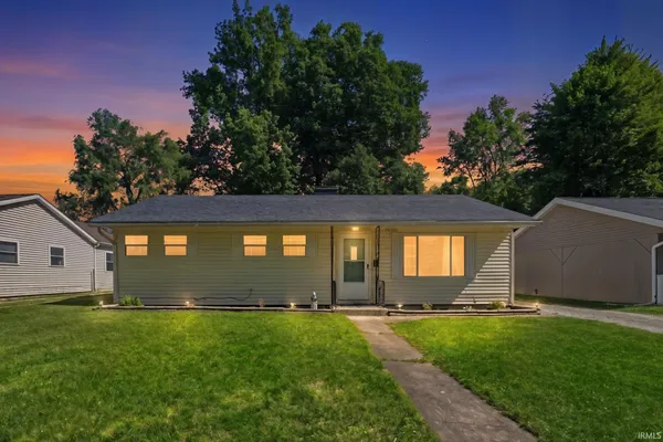 $169,900 | 2429 Hazelwood Avenue, Fort Wayne, IN 46805