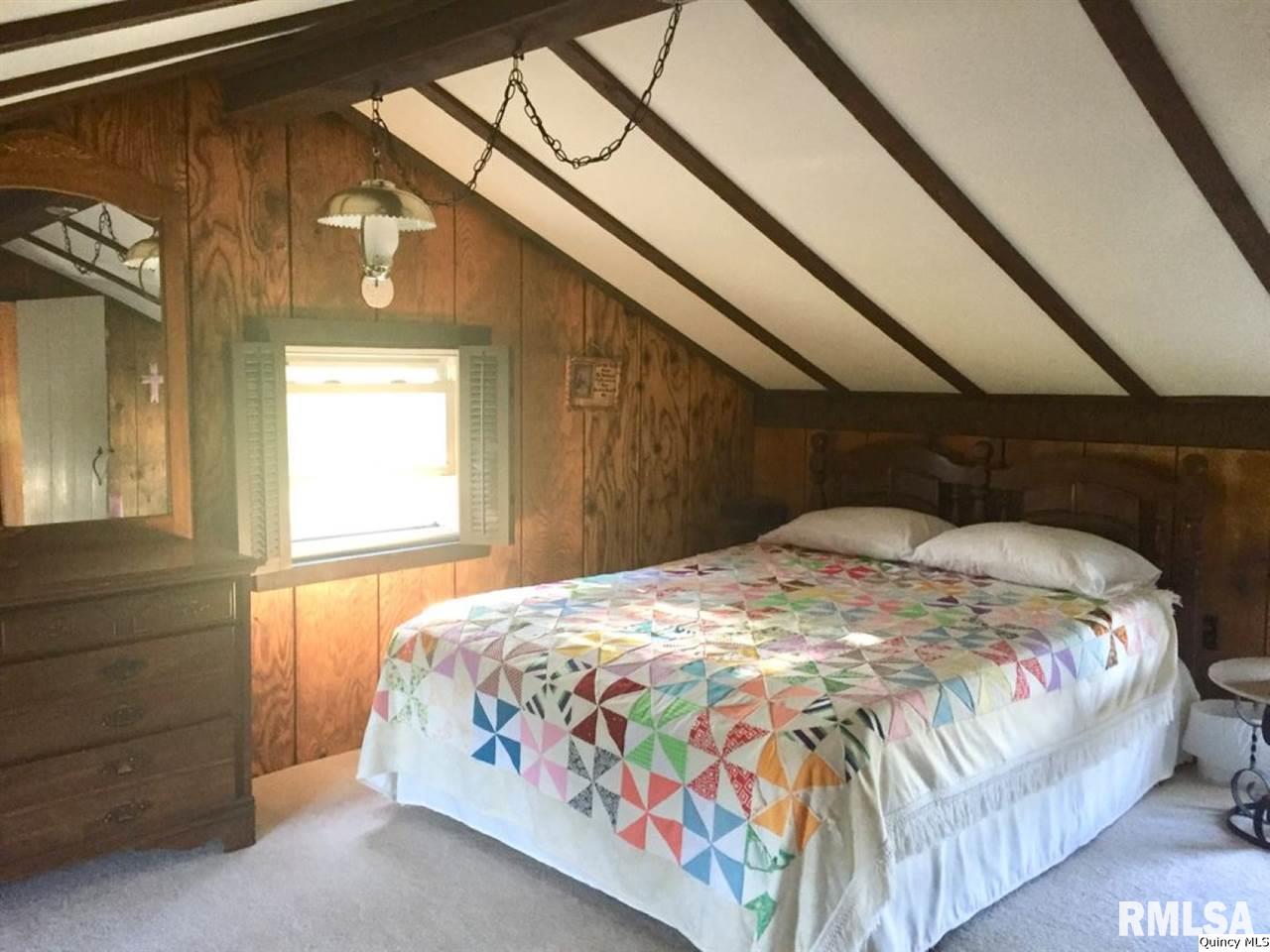 6025 Bitter Road Quincy, IL 62305 - Photo 11 of 27 Gallery Image 11