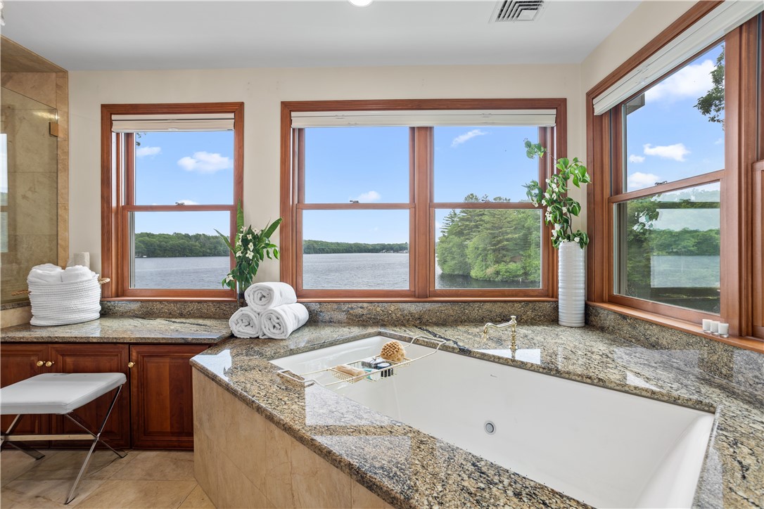 2465 Harkney Hill Road Coventry, RI 02816 - Photo 22 of 49