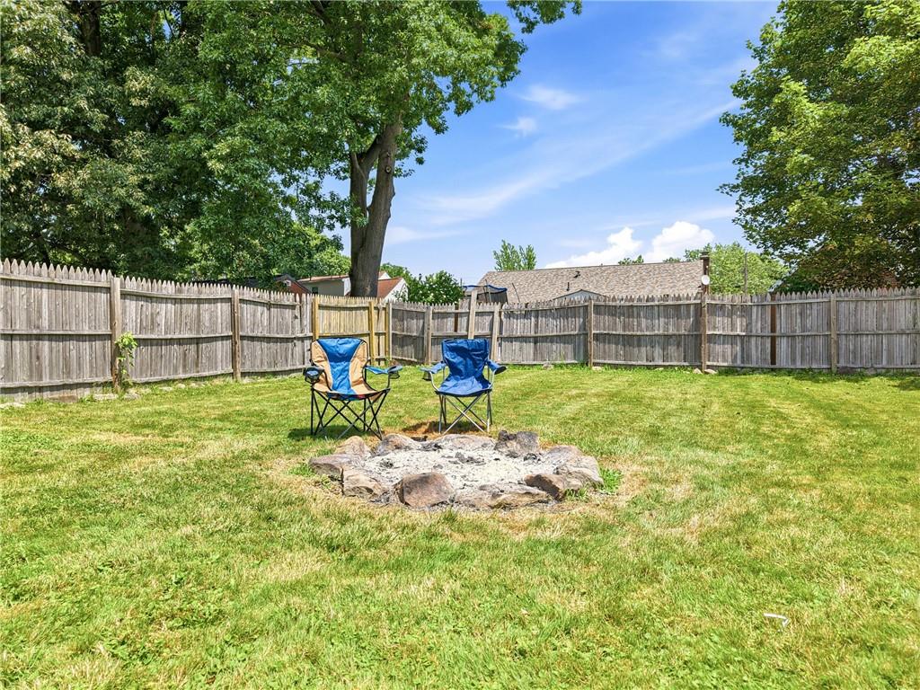 423 Indiana Avenue Farrell, PA 16121 - Photo 21 of 28 Back Yard