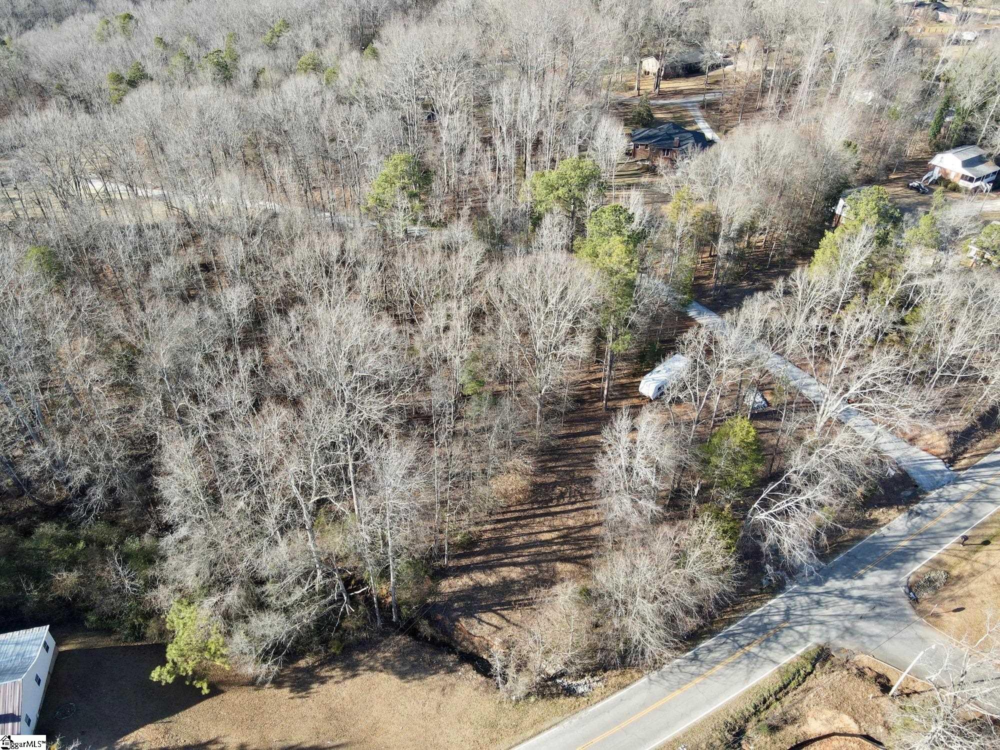 514 Pinehaven Street Laurens, SC 29360 - Photo 1 of 6