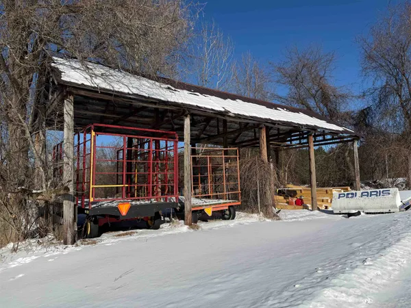 $650,000 | 85 Elm Hill Drive, Clarendon, VT 05759