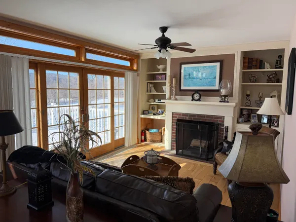 $650,000 | 85 Elm Hill Drive, Clarendon, VT 05759