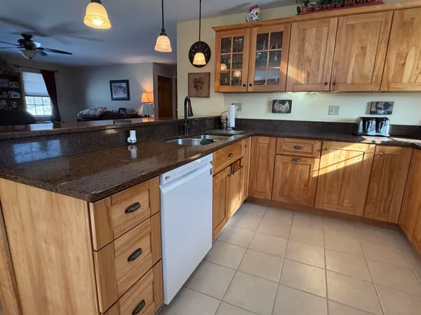 $650,000 | 85 Elm Hill Drive, Clarendon, VT 05759