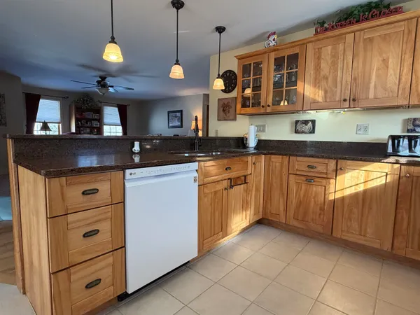 $650,000 | 85 Elm Hill Drive, Clarendon, VT 05759