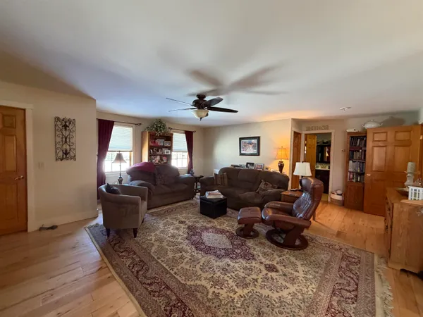 $650,000 | 85 Elm Hill Drive, Clarendon, VT 05759