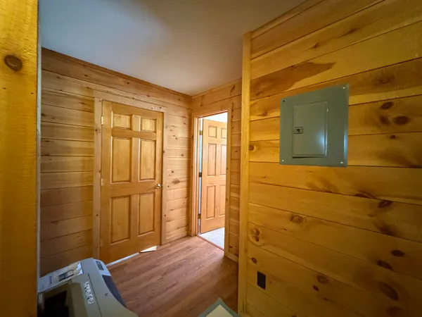 $650,000 | 85 Elm Hill Drive, Clarendon, VT 05759