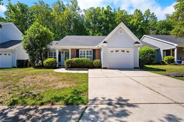 $255,000 | 3932 Bluestem Drive, Greensboro, NC 27405