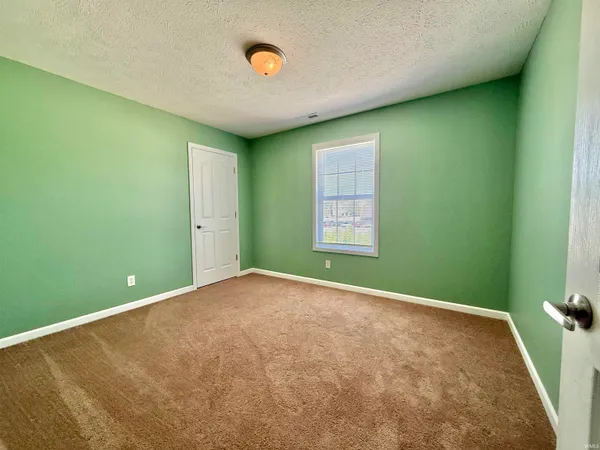 $319,900 | 4560 Marble Drive, Newburgh, IN 47630