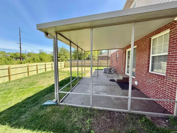 $319,900 | 4560 Marble Drive, Newburgh, IN 47630
