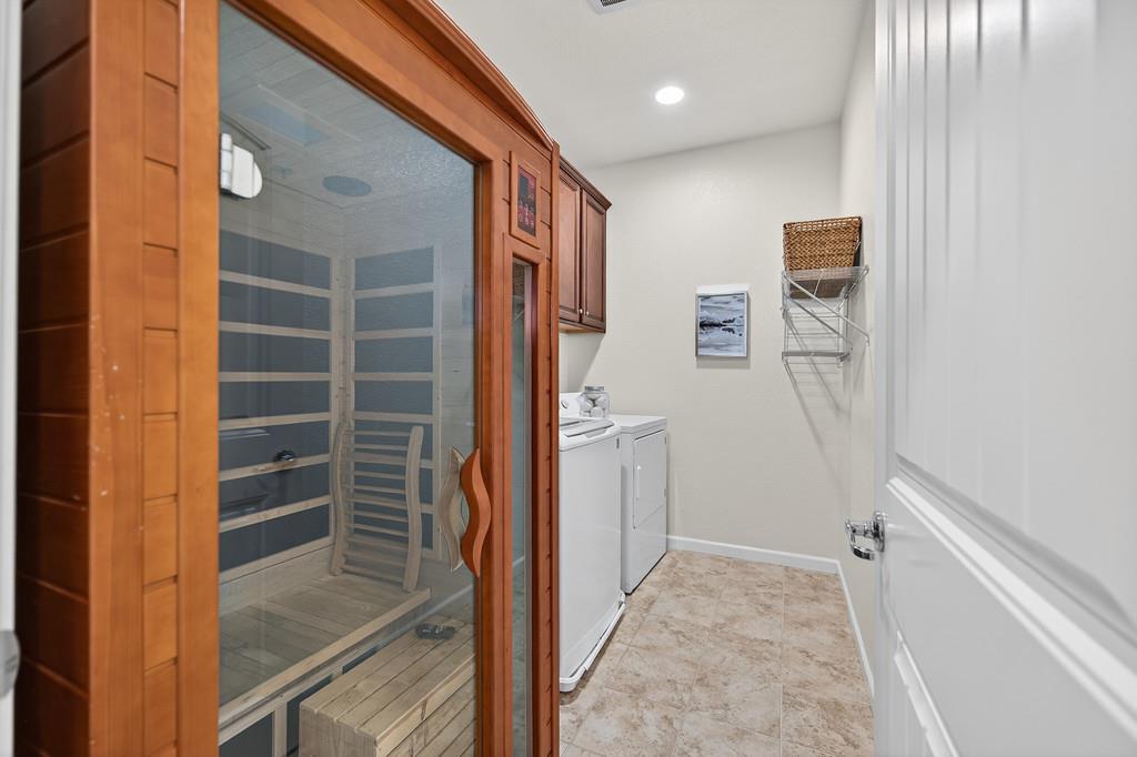 5409 Mill Water Circle Rancho Cordova, CA 95742 - Photo 26 of 48 a view of walk in closet