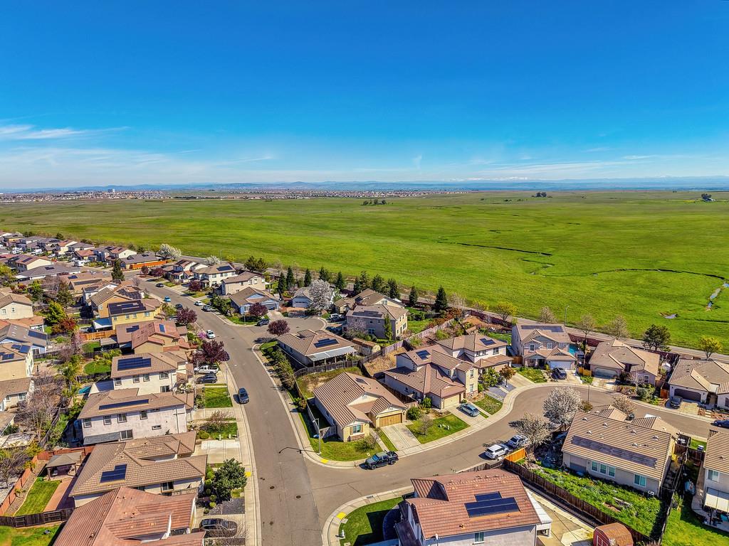 5409 Mill Water Circle Rancho Cordova, CA 95742 - Photo 40 of 48 a view of a city with ocean view
