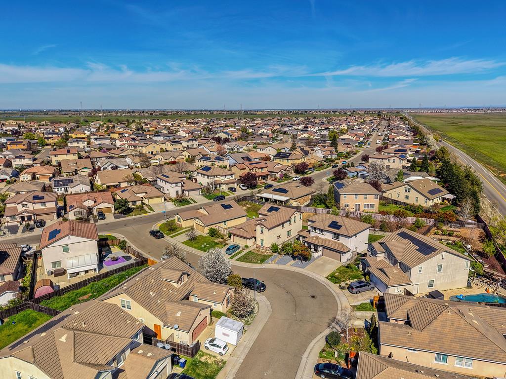 5409 Mill Water Circle Rancho Cordova, CA 95742 - Photo 41 of 48 an aerial view of a city