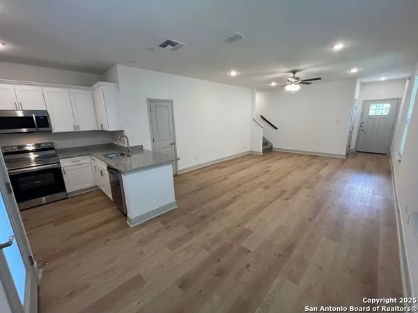 $1,495 | 7541 Briarwood Pass, Unit 101, San Antonio, TX 78252