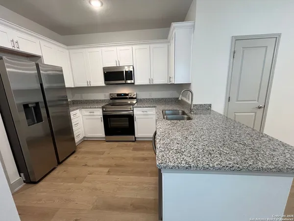 $1,495 | 7541 Briarwood Pass, Unit 101, San Antonio, TX 78252