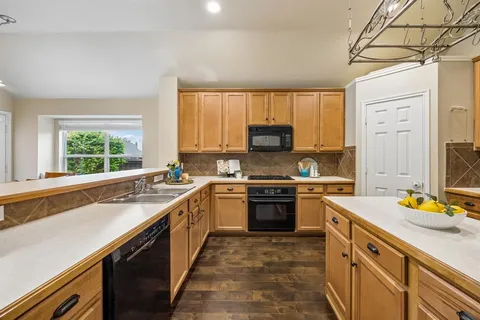 $450,000 | 11523 Henderson Drive, Frisco, TX 75035