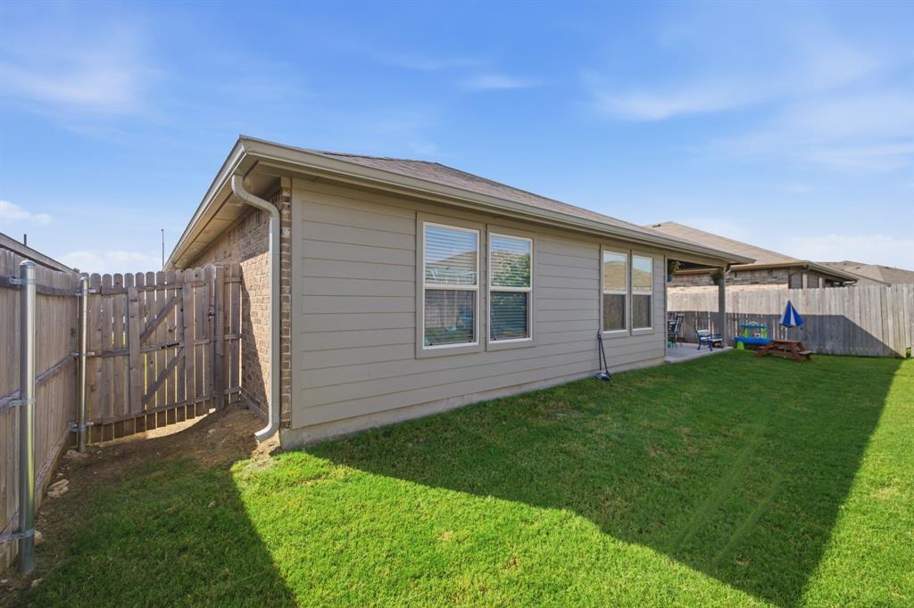 3212 Quiet Valley Road Fort Worth, TX 76123 - Photo 33 of 34