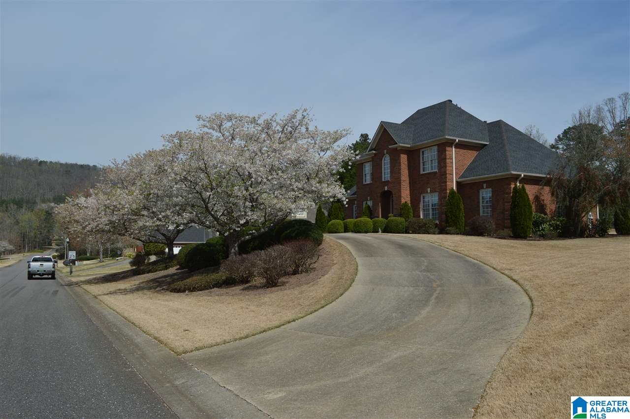8000 Wynwood Road Trussville, AL 35173 - Photo 2 of 39