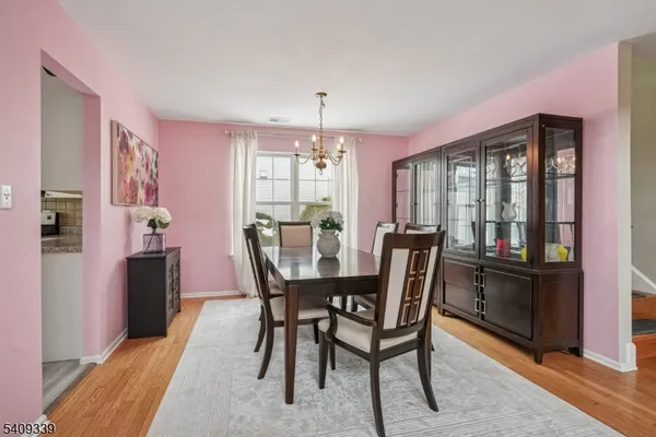 $769,000 | 1 Smoke House Court, Whitehouse Station, NJ 08889