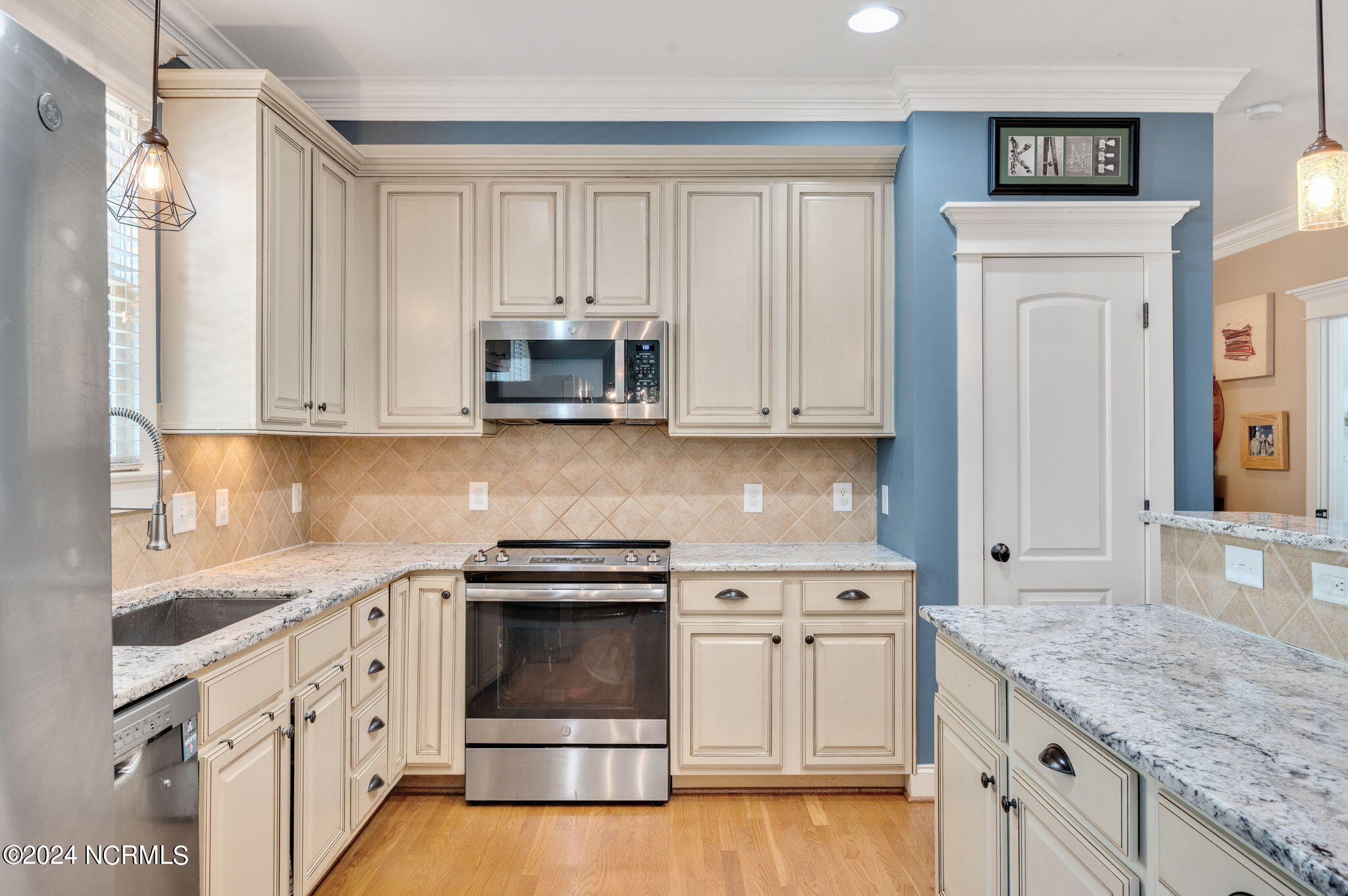 1352 Ileagnes Road Raleigh, NC 27603 - Photo 9 of 43 1352 Ileagnes Road Raleigh NC_JRKnowles_