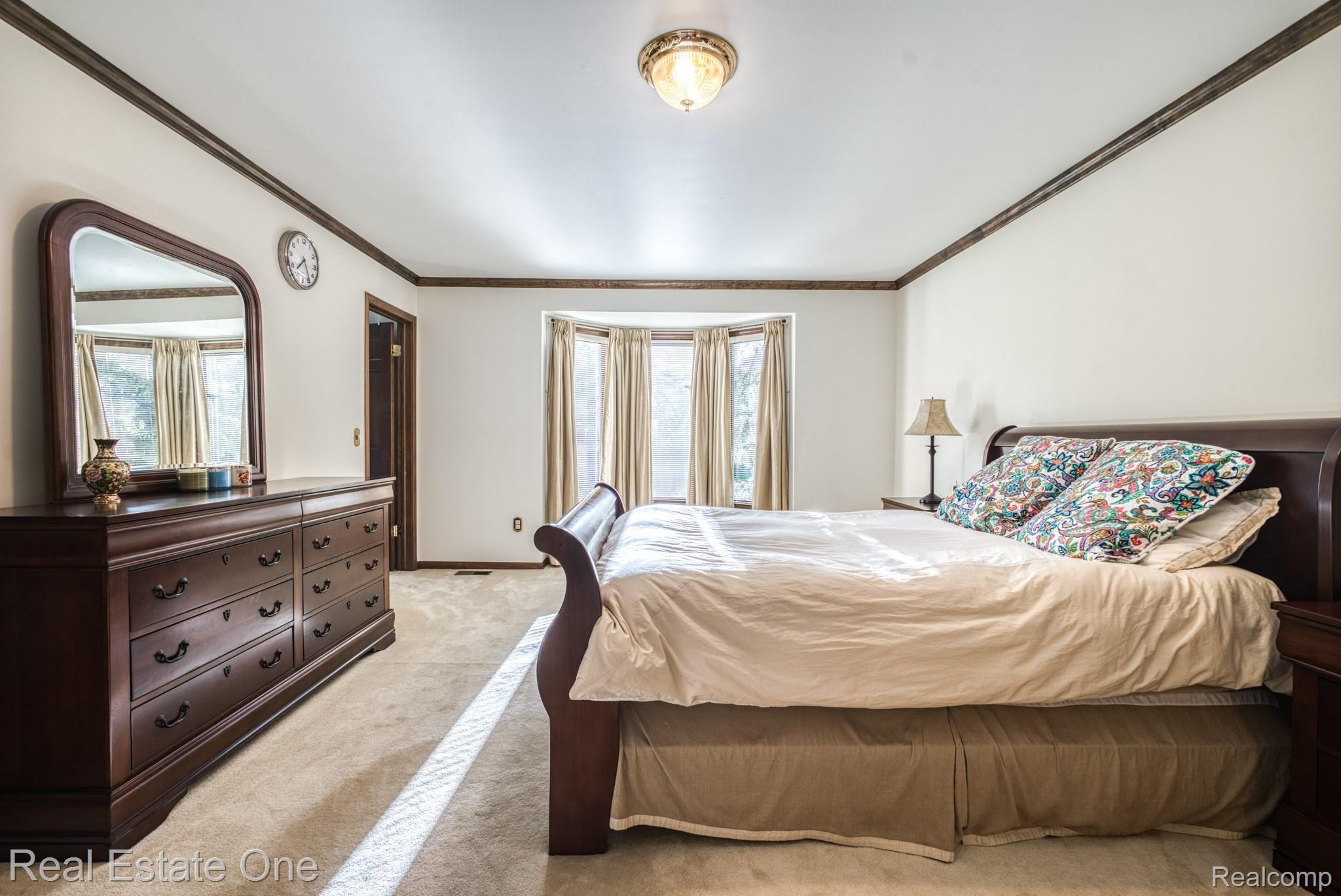 1860 Jason Circle Rochester, MI 48306 - Photo 31 of 43 DSC04200.jpg