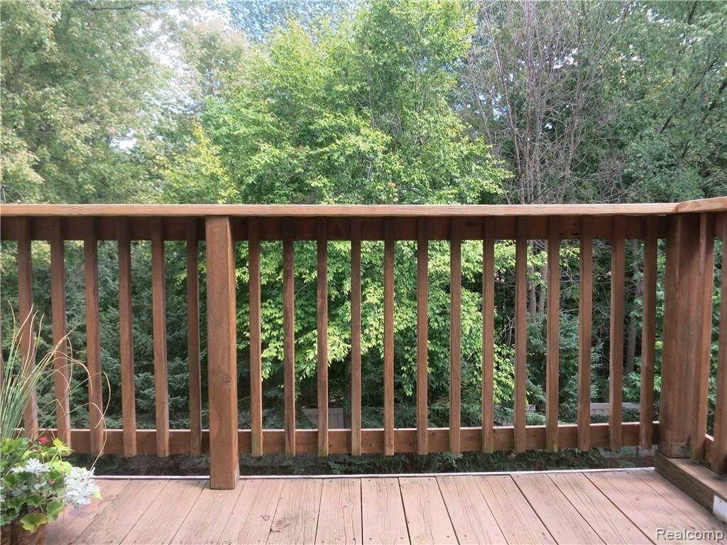 16956 Farmington Road, Unit 23 Livonia, MI 48154 - Photo 19 of 32