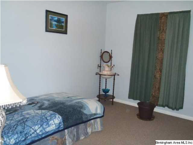 105 Brecon Access Road Talladega, AL 35160 - Photo 5 of 14 Gallery Image 5