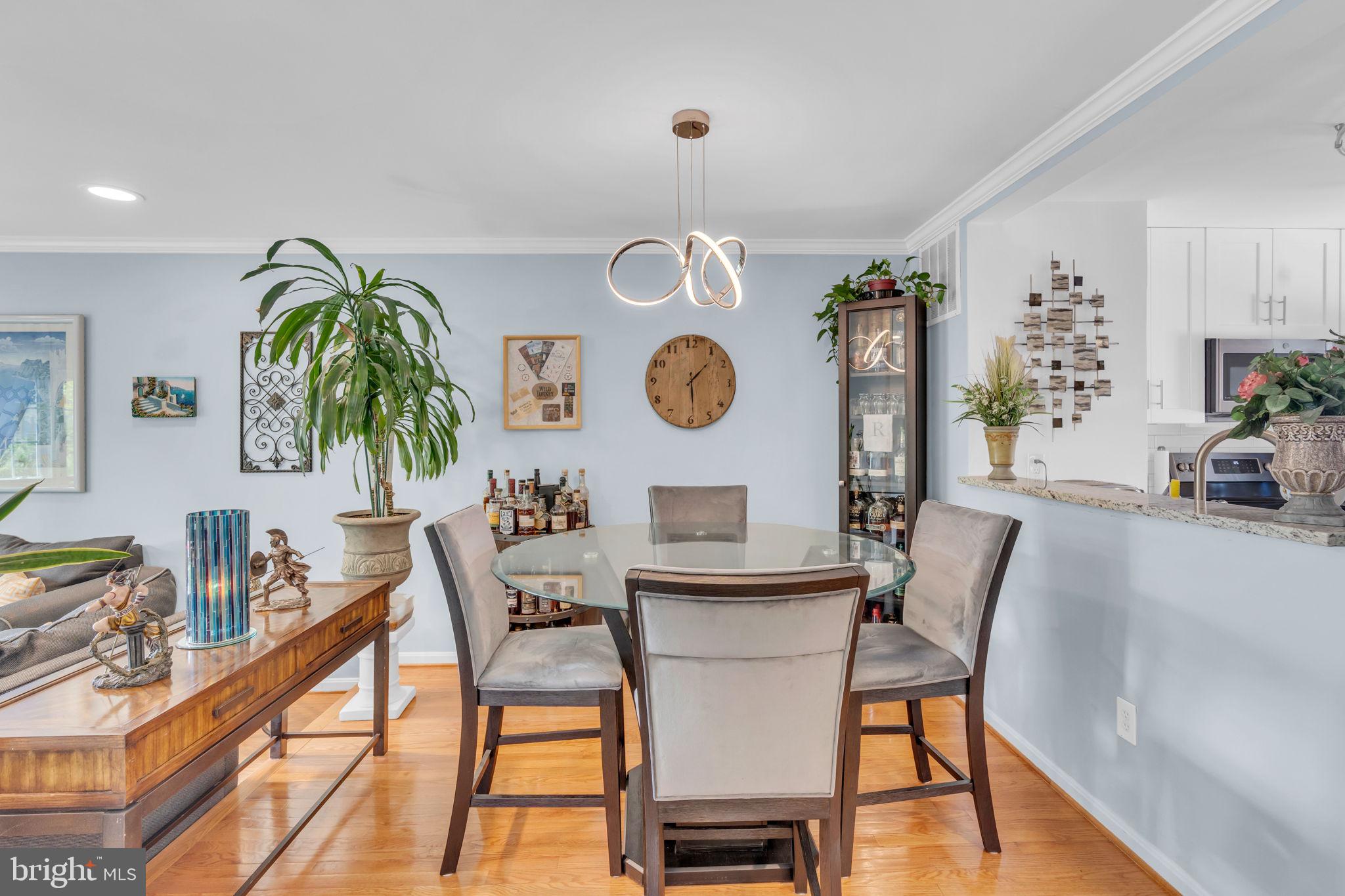 6924 Compton Lane Centreville, VA 20121 - Photo 8 of 23