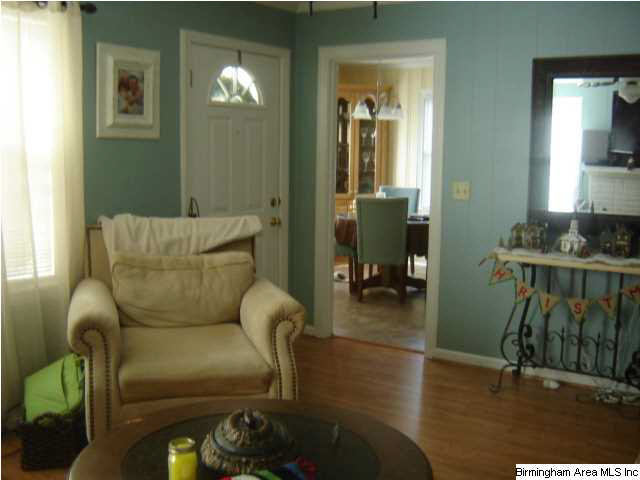 102 2nd Street Clanton, AL 35045 - Photo 7 of 19