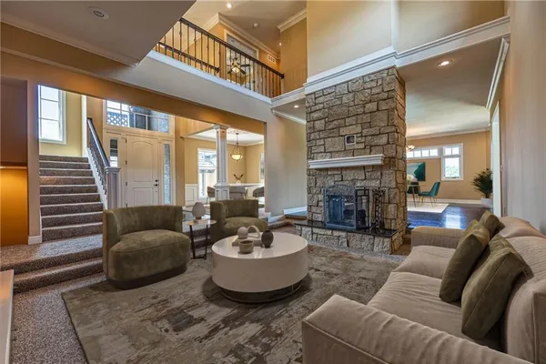 $999,999 | 521 West Clark Street, Warrensburg, MO 64093