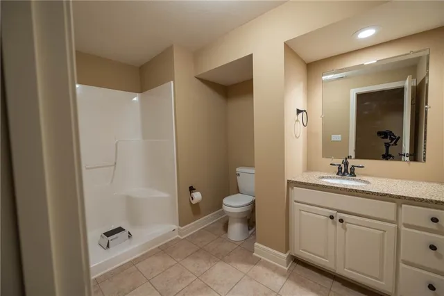 $1,150,000 | 521 West Clark Street, Warrensburg, MO 64093