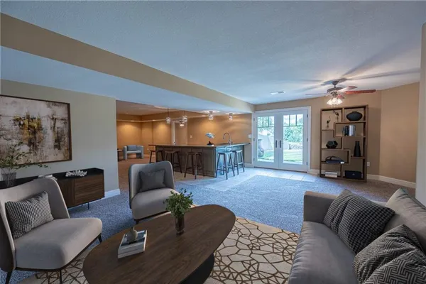 $999,999 | 521 West Clark Street, Warrensburg, MO 64093