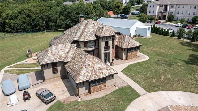 $1,150,000 | 521 West Clark Street, Warrensburg, MO 64093