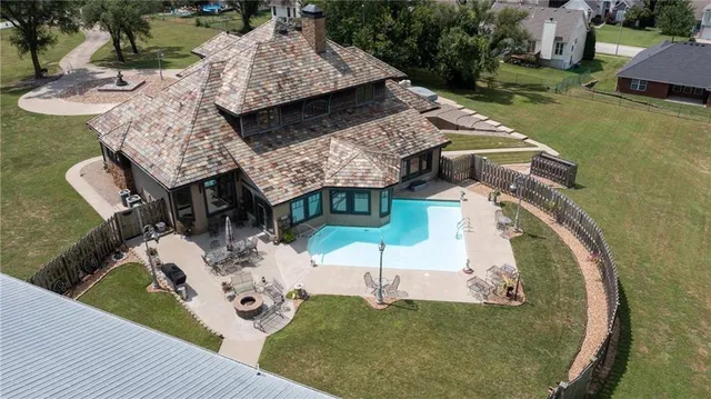 $1,150,000 | 521 West Clark Street, Warrensburg, MO 64093