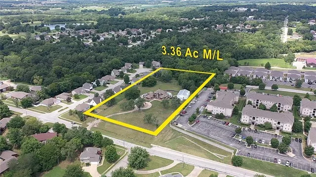 $1,150,000 | 521 West Clark Street, Warrensburg, MO 64093