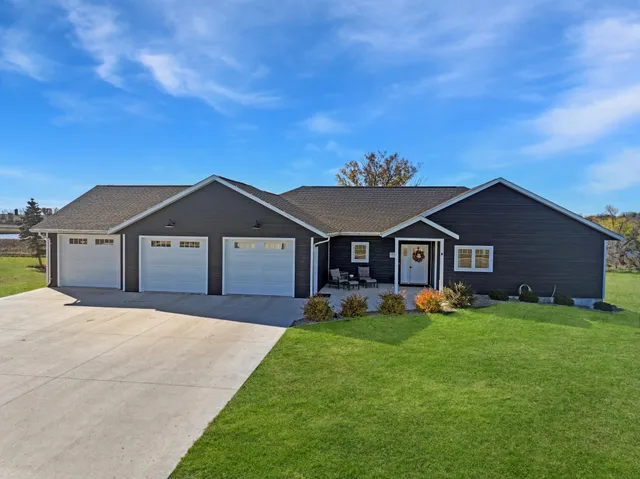 $505,000 | 3010 Eastbay Avenue, Balaton, MN 56115